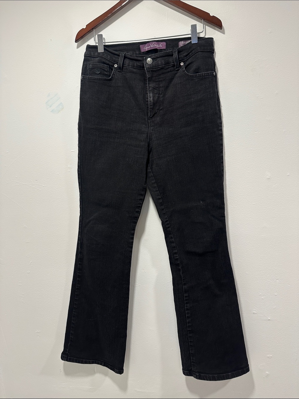 Gloria Vanderbilt Black Flare Jeans - Stretch Denim 081